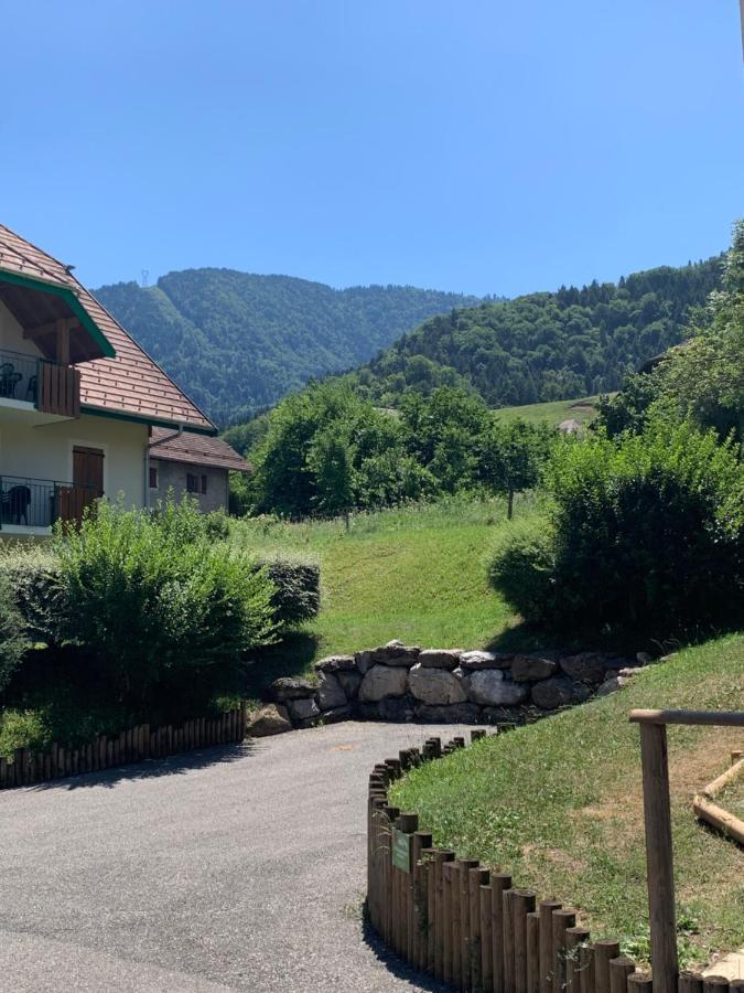 Petit Cocon Entre Lac, Golf Et Montagne, Proche D'Annecy Giez Buitenkant foto